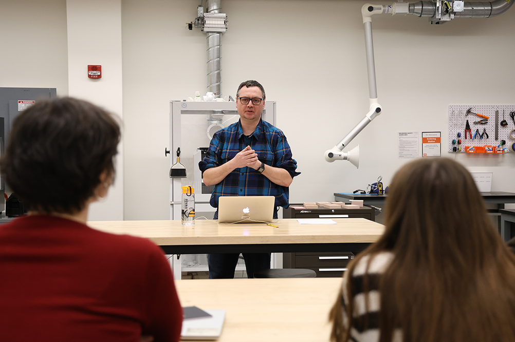 Bertrand Reau gives a talk on his data physicalization in the PUL Makerspace. 